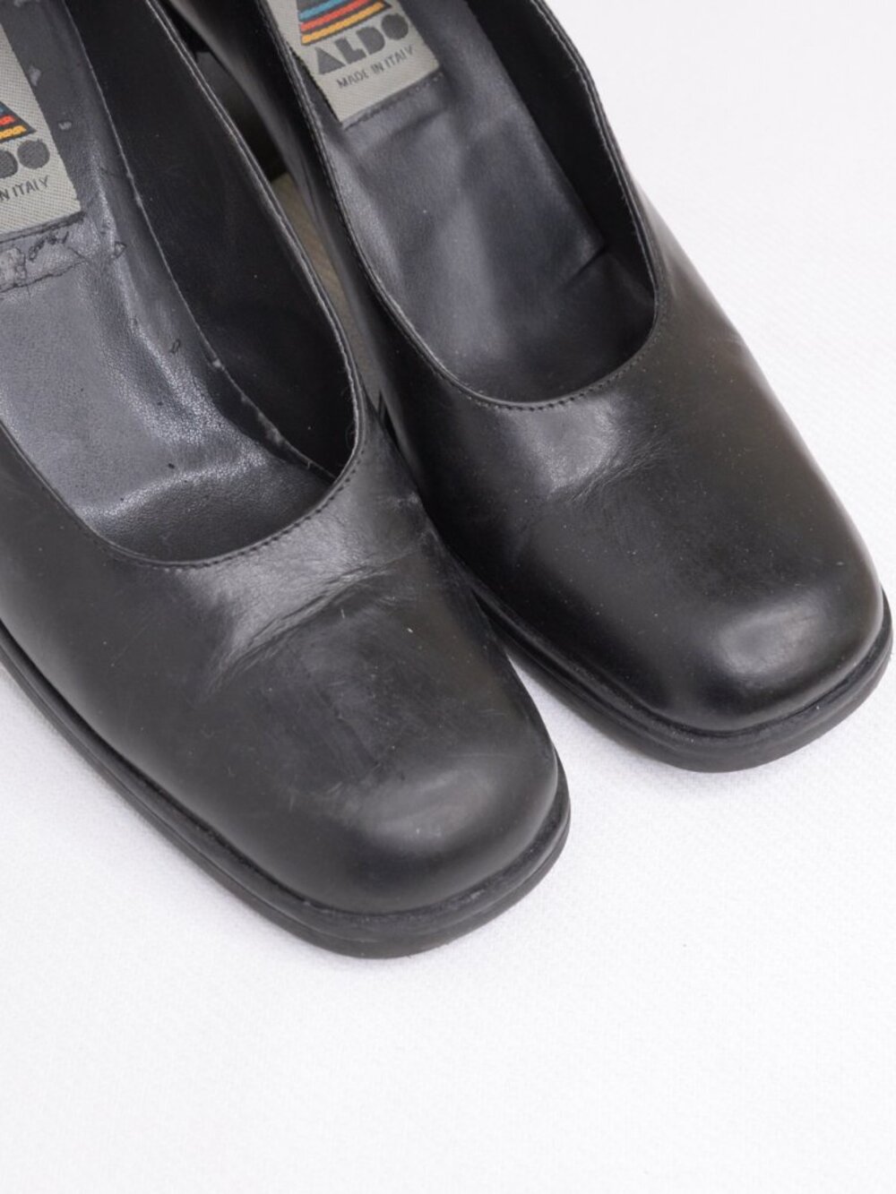 Vintage 90s Aldo Black Leather Chunky Heels Sz 8 - Picture 4 of 7